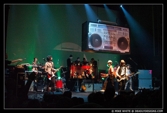 Beck performing live at The Tabernacle on June 15, 2006, in Atlanta, Georgia.