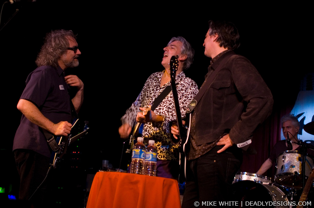 Robyn Hitchcock & the Venus 3 performing live at the 40 Watt Club on March 21, 2007, in Athens, Georgia.