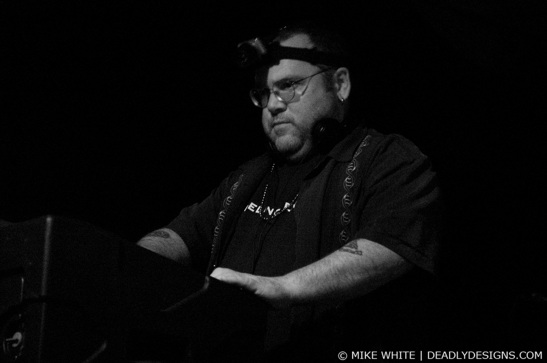 Gang of One (Hugo Burnham) djing at the 40 Watt Club on December 7, 2007, in Athens, Georgia.